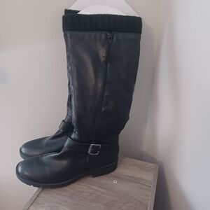 Me Too Passion Buckle Side Sweater Top Tall Zip Boots Sz 9.5